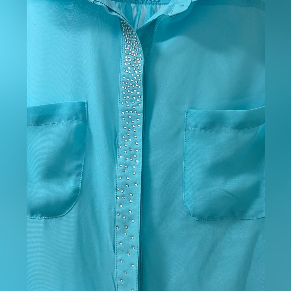 Bongo L Button Up - image 2